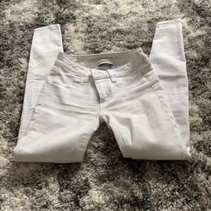 White AE jeans